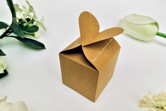 Heart Shaped Cube Box Template: A 3D SVG Design for Creative Product Packaging